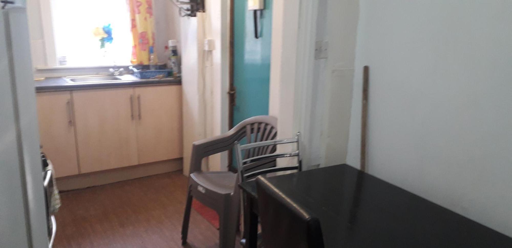 Spectrum Guest House Манчестер Экстерьер фото