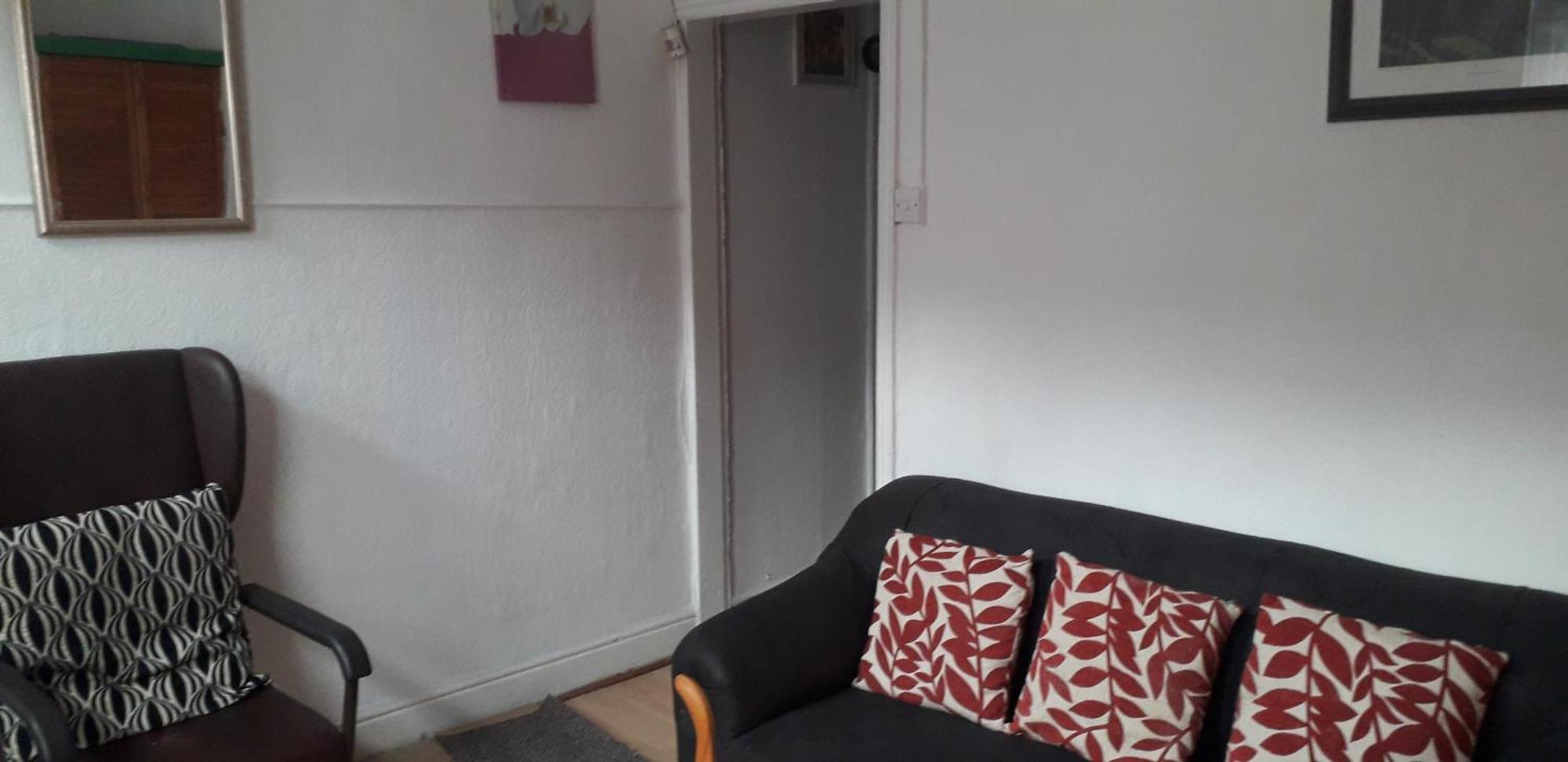 Spectrum Guest House Манчестер Экстерьер фото